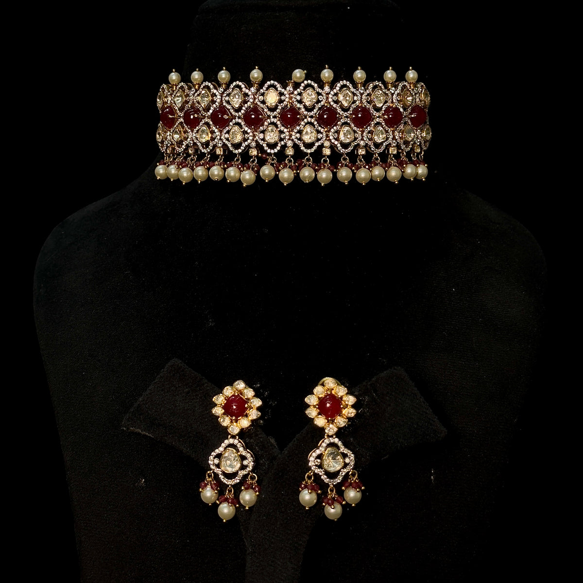 Choker Necklace