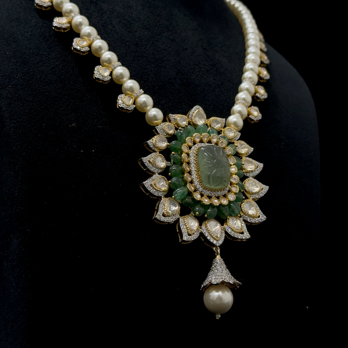 Necklace set